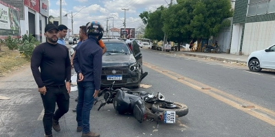 Motociclista fica ferido em colisão envolvendo três veículos na Avenida Nelson Meira, em Sousa