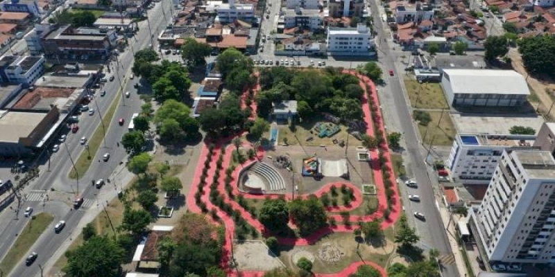 Semob-JP conclui revitalização da pista de cooper compartilhada da Praça da Paz dos Bancários