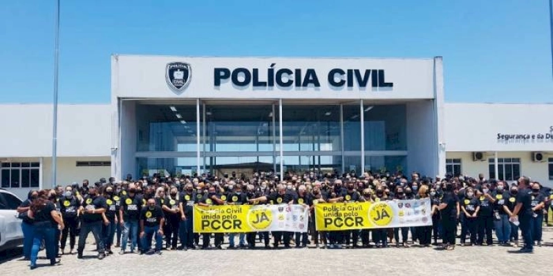 ASPOLPB: Entidades entregam texto base do PCCR dos policiais civis