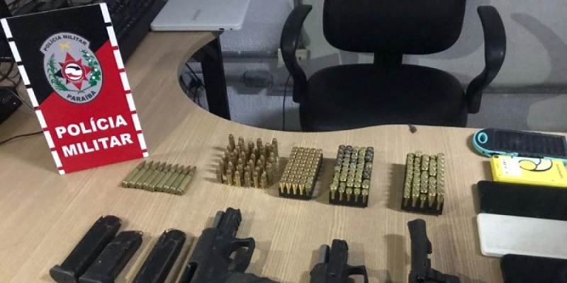 Nove integrantes de facção criminosa são detidos com armas e munições em menos de 12h