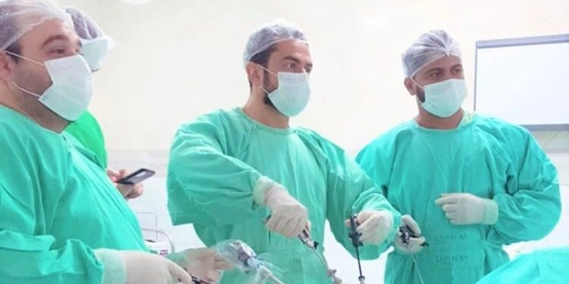 Intervenção Cirúrgica de técnica difícil por vídeo é realizada no Alto Oeste Potiguar por Dr. Máximo Pinto que atende em Sousa