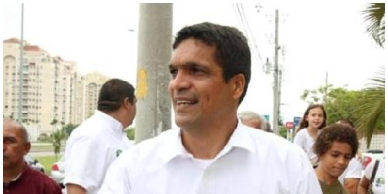 Daciolo reitera frustração com a bancada evangélica e quer viajar pelo Brasil de carro