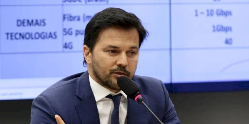 Fábio Faria é exonerado da pasta das Comunicações