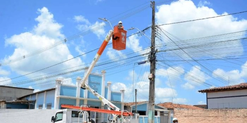 Nove bairros da Capital já contam com 100% da iluminação em LED e programa segue avançando