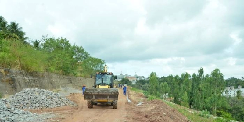 Prefeitura executa obras de infraestrutura, urbanização e recuperação de moradias no bairro das Trincheiras