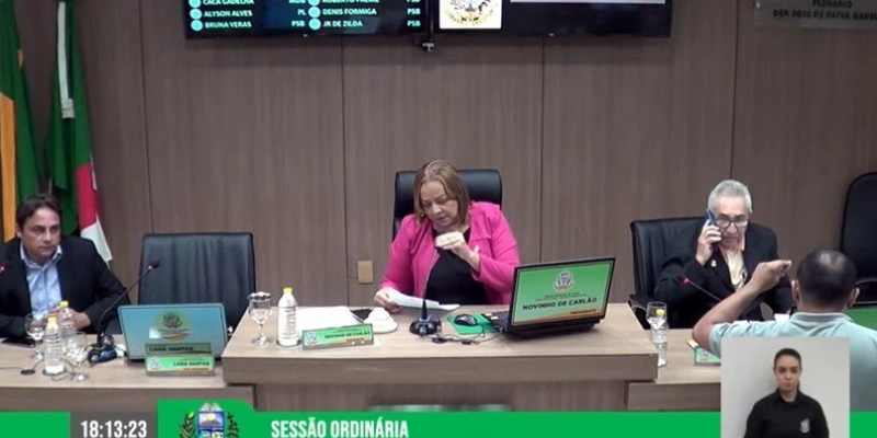 Faltou quórum qualificado na sessão da Câmara para aprovação das três novas secretárias municipais em Sousa