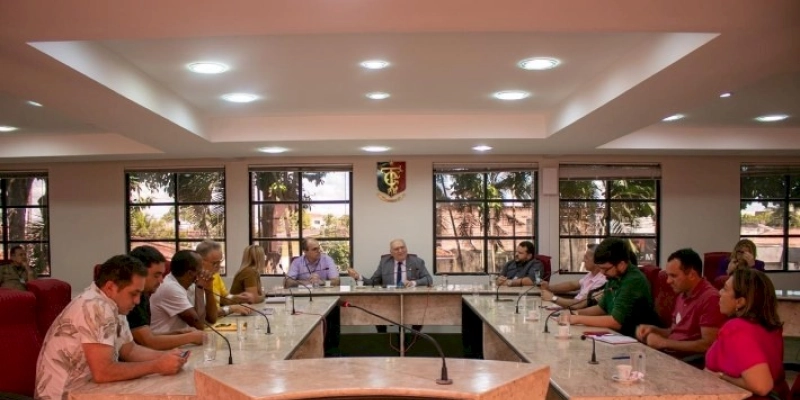 Presidente do TCE-PB reforça obrigatoriedade do piso dos professores e auditoria vai observar cumprimento da lei