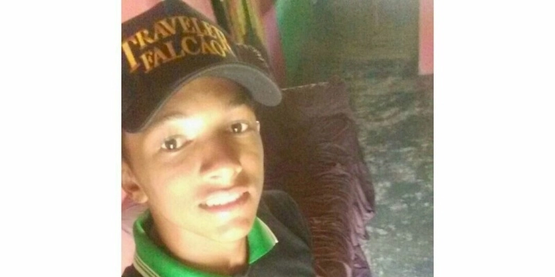 Forte colisão envolvendo moto e animal deixa jovem morto na PB 400, no sertão 
