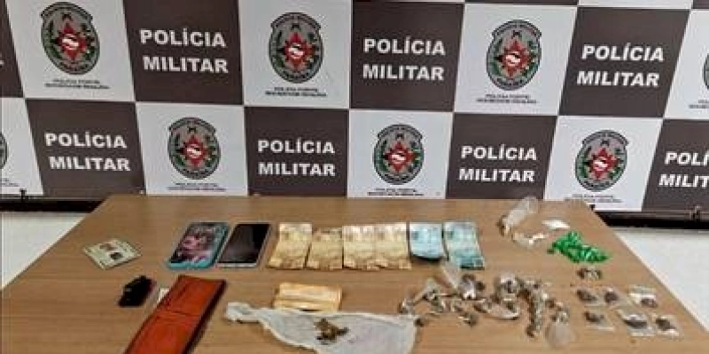 Durante Operação Cidade Segura, Polícia Militar prende dupla por tráfico de drogas, na Paraíba