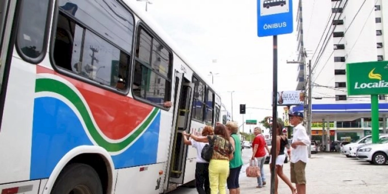 Omissão do Governo Federal fará tarifa do ônibus aumentar 50% em 2022, afirma NTU