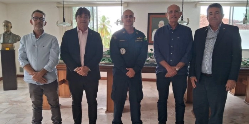 Presidentes da FIEPB e FIERN se reúnem com comandante da Base Naval de Natal para debater entrega de donativos no RS