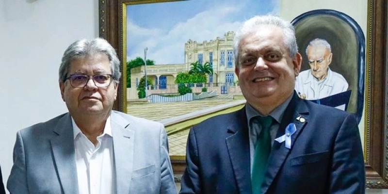 João Azevêdo movimenta o tabuleiro político e reforça articulações pós-eleições