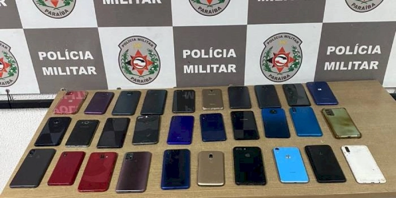 Polícia intercepta carregamento de celulares roubados e prende dois suspeitos