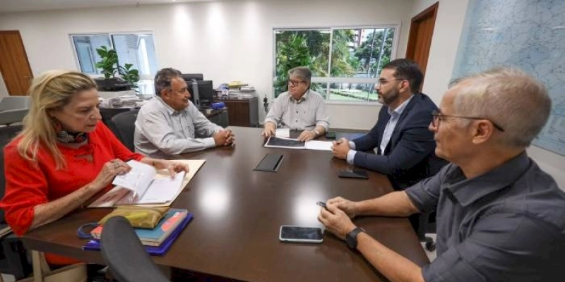 Azevêdo apresenta prioridades para o Plano de Turismo do Estado da Paraíba