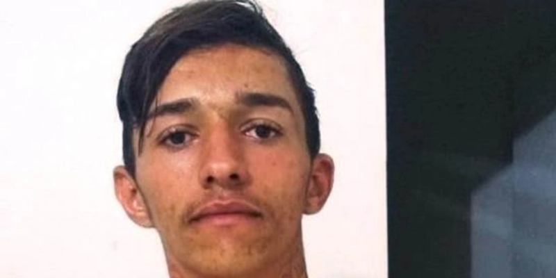 Polícia procura dupla que matou jovem após sair da cadeia em Pombal