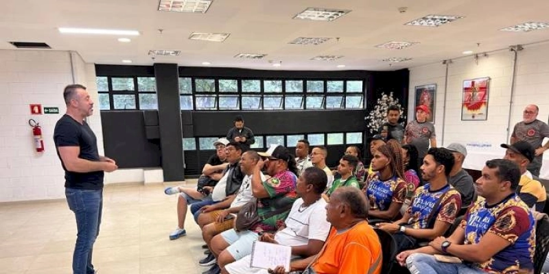 Prefeitura envia carnavalescos de João Pessoa para capacitação com a escola de samba Dragões da Real