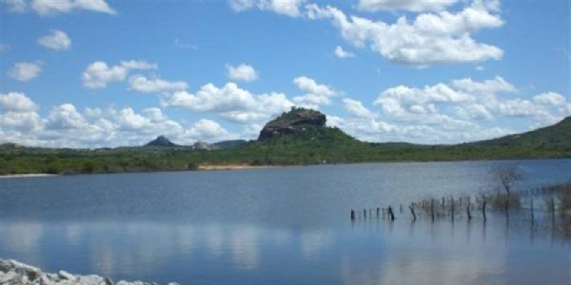Prefeito pede que evite aglomeração no Açude da Arara em Vieirópolis; Polícia vai fiscalizar 