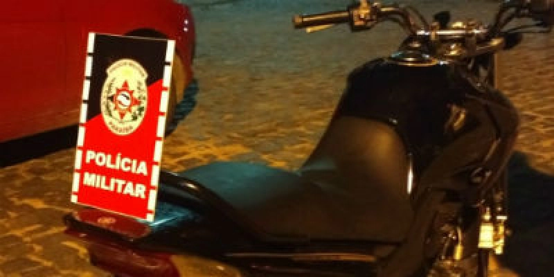 Após perseguição, Policiais Militares apreendem moto roubada na Paraíba