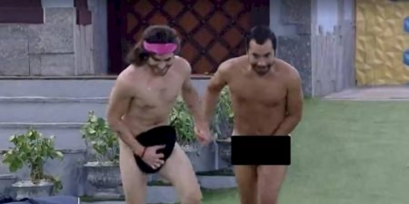 Gil e Fiuk cumprem promessa, tiram roupas e se beijam no BBB21