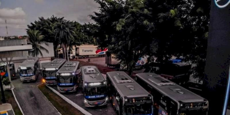Cícero Lucena apresenta novos ônibus ‘Geladinho’, com maior conforto aos usuários de João Pessoa