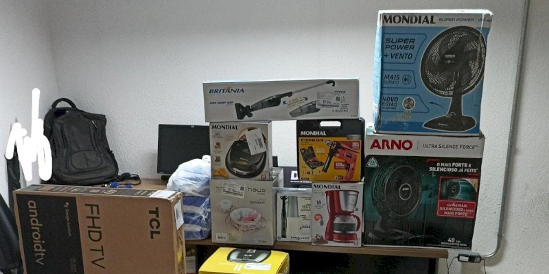 Polícia intercepta fuga de suspeitos de roubo de carga na Paraíba e recupera produtos levados