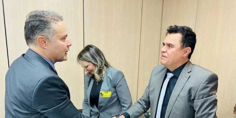 Após audiência com o ministro Renan Filho, Wilson Santiago tem garantia de R$ 42 milhões para recuperação da BR-412