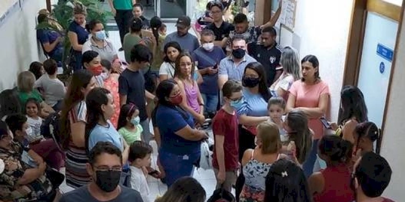 Secretaria de Saúde bate recorde com aplicações de doses noturnas contra a Covid em Sousa