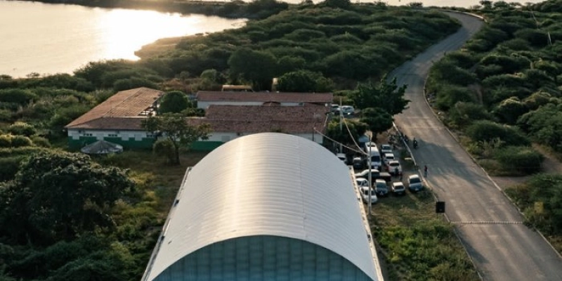 Prefeito Bal Lins inaugura quadra poliesportiva na escola da VPR Cacaré, em São José de Piranhas