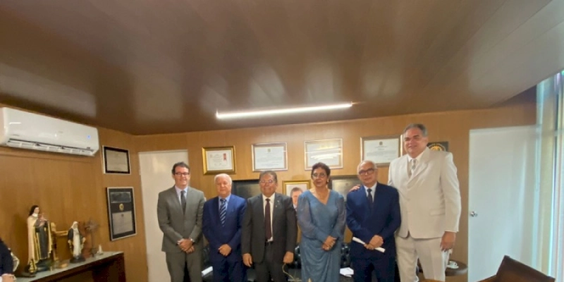 Vice-presidente do TJPB entrega ao presidente da AL anteprojeto que cria novos cargos de desembargador