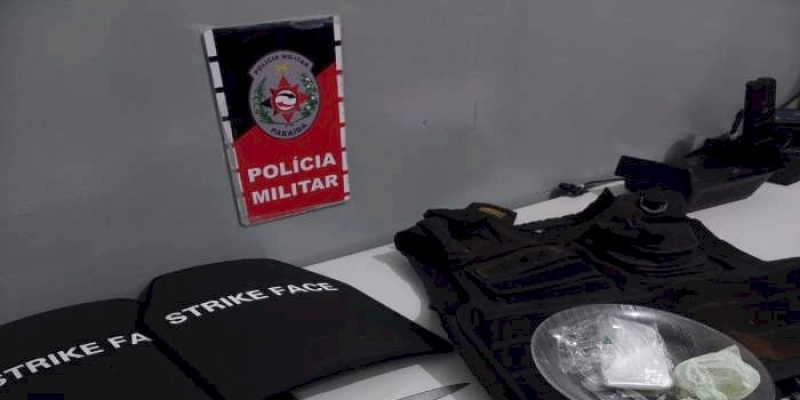 Polícia apreende drogas e colete balístico em ação contra o tráfico na PB