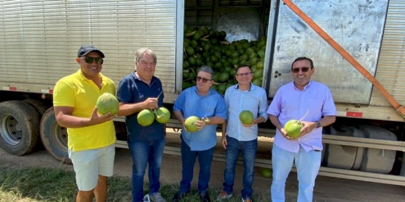 VISITA: Colonos, debatem modernização do sistema de irrigação com o Secretário de Agricultura da Paraíba, e Lindolfo Pires; Fotos e Vídeo 