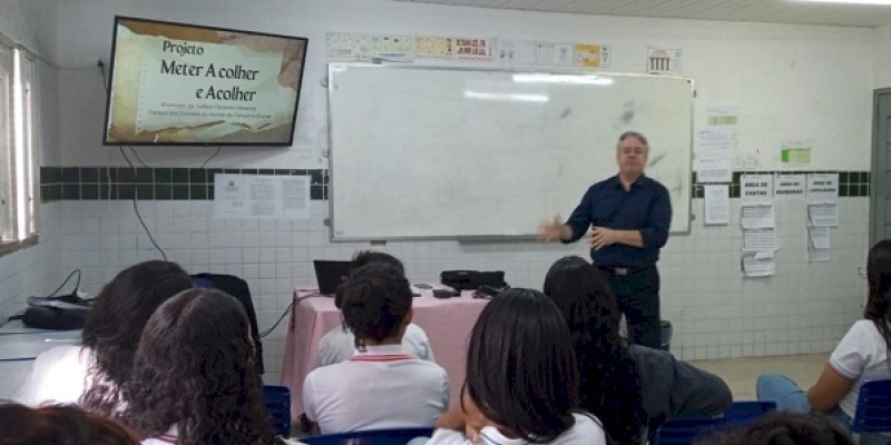 Iniciativa do MP leva conscientização sobre violência contra a mulher a escolas estaduais de CG