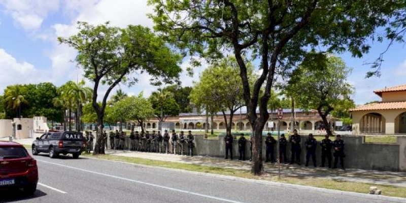 Polícia Militar desocupa frente do quartel do Grupamento e permanece no local para impedir volta de movimentos antidemocráticos