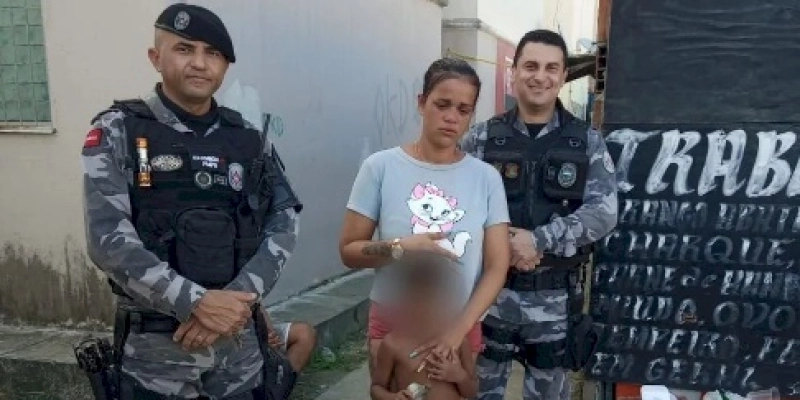 Criança que estava perdida é encontrada por policiais militares, na Paraíba 