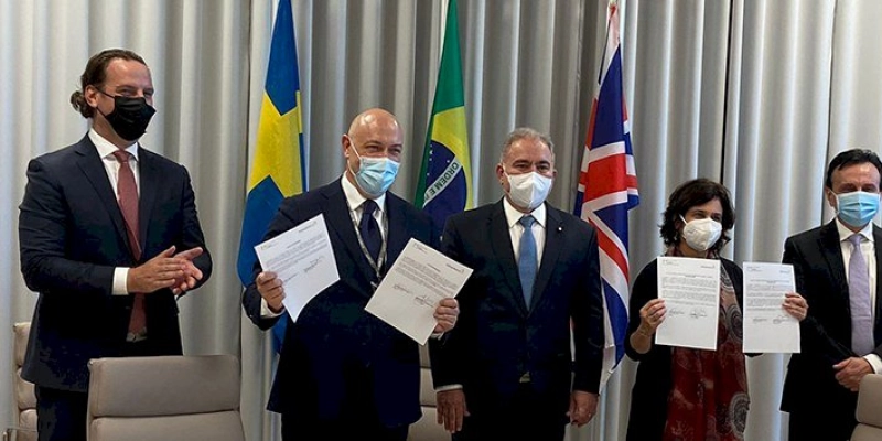 Fiocruz e AstraZeneca firmam compromisso para compra de IFA para produzir 60 milhões de vacinas Covid-19 em 2022