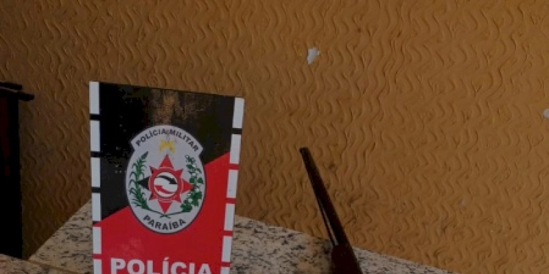 Espingarda é apreendida pela polícia militar no Sertão do estado 