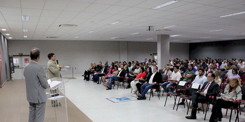 Creci-PB realiza últimas sessões do ano de entrega de carteiras e certificados