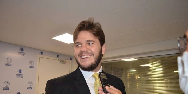 Bruno Cunha Lima comenta formação de chapa entre Pedro, Nilvan, Bruno Roberto, e arremata que a PB precisar escrever um novo capitulo; Ouça