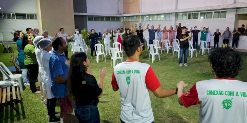 Trauma de Campina Grande encerra apresentações de músicas natalinas para pacientes e acompanhantes