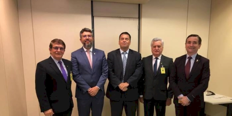 Diretores do Cofeci debatem Decretos com jurídico da Presidência da República
