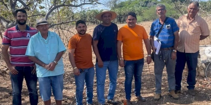 Prefeito Lucas Braga acompanha a marcação de poços artesianos, ação que irá beneficiar a zona rural 