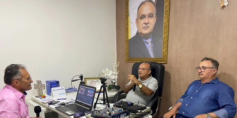 Prefeito de Coremas faz balanço da Gestão, relata parcerias, fala da saúde, e anuncia carnaval ao REPORTERPB no Rádio - Assista
