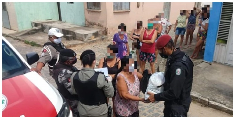 Campanha Somos Solidariedade realiza mais uma distribuição de cestas básicas e kits de higiene pessoal na PB