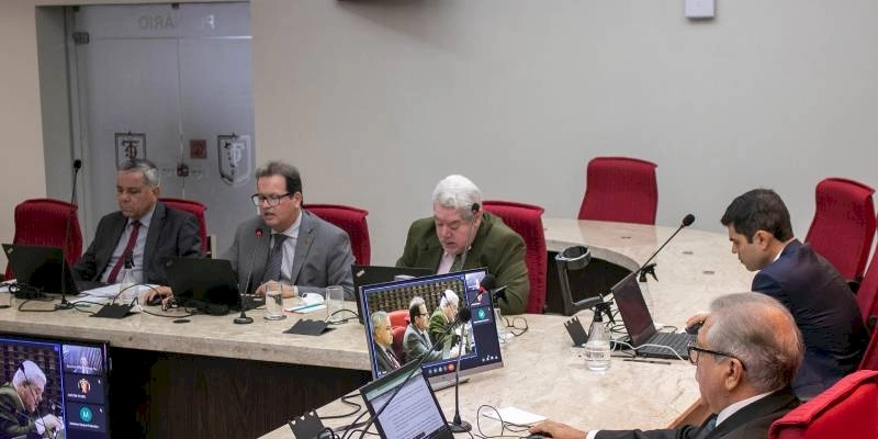 Relator emite Medida Cautelar para suspender contratos de shows no município de Ouro Velho