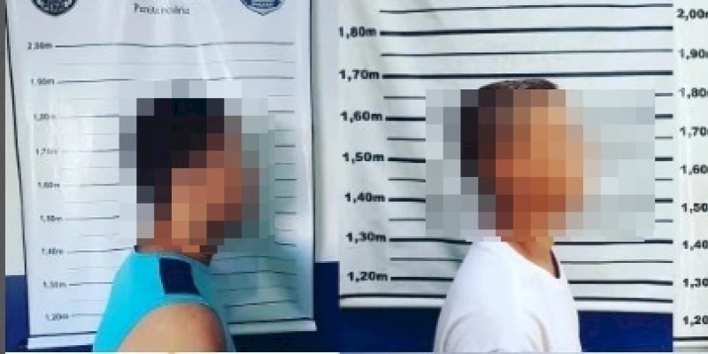 Três pessoas suspeitas de integrarem organização criminosa são presas pela polícia, durante operação 