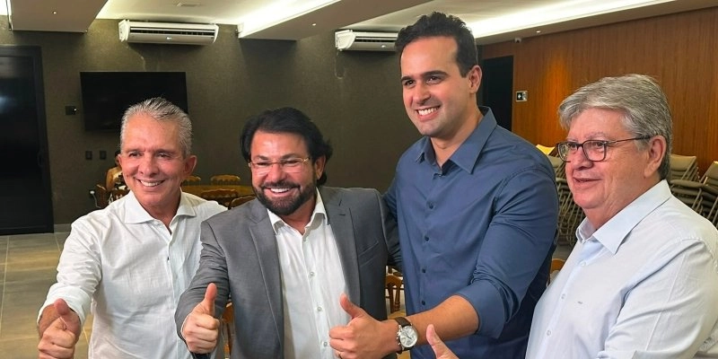 Helder confirma que não vetou nome de Zenildo para a suplência de João Azevedo; “dá nossa parte, apoio total”