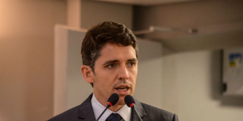 Deputado cobra debates produtivos na ALPB e lembra que na Paraíba 829 mulheres foram estupradas