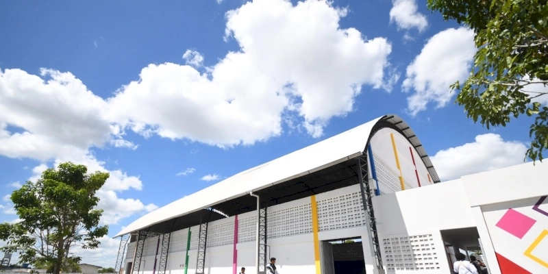 João Azevêdo entrega reforma e ampliação de escolas nos municípios de Alhandra e Sapé