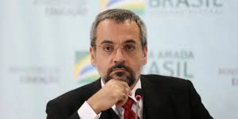 Governo libera orçamento de universidades federais