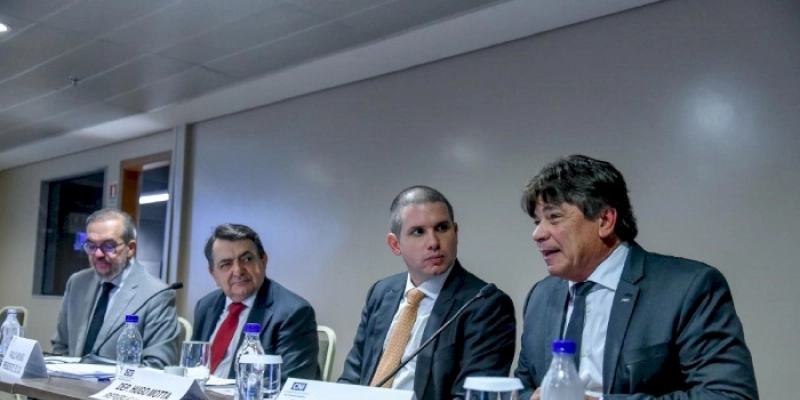 Presidente da FIEPB, Cassiano Pascoal Pereira Neto participa da 1ª reunião do Conselho Temático de Assuntos Legislativos da CNI